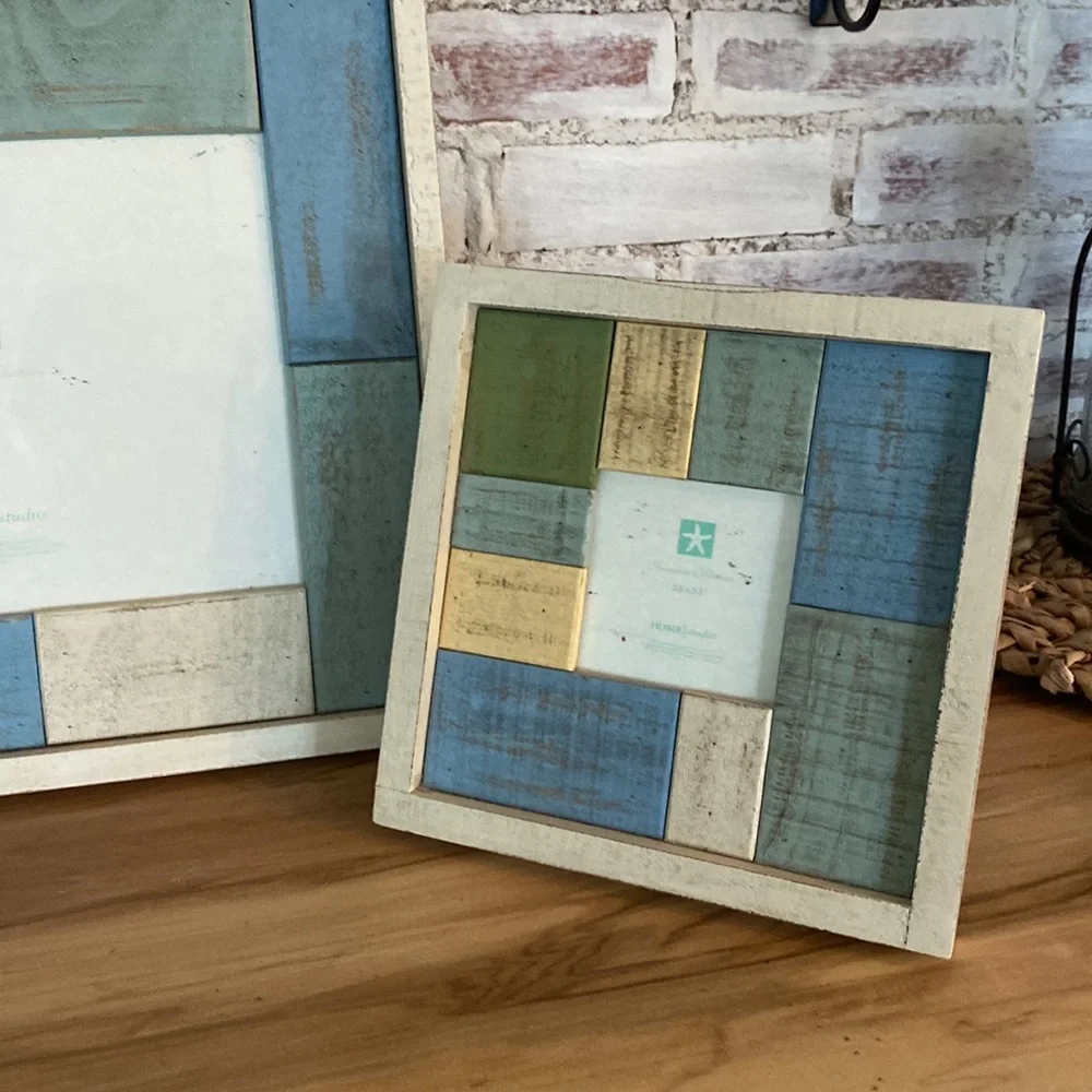 Picture frames - Picture 3 of 8